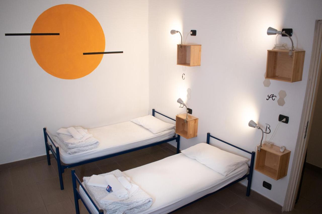 Abbey Hostel Genua Zewnętrze zdjęcie