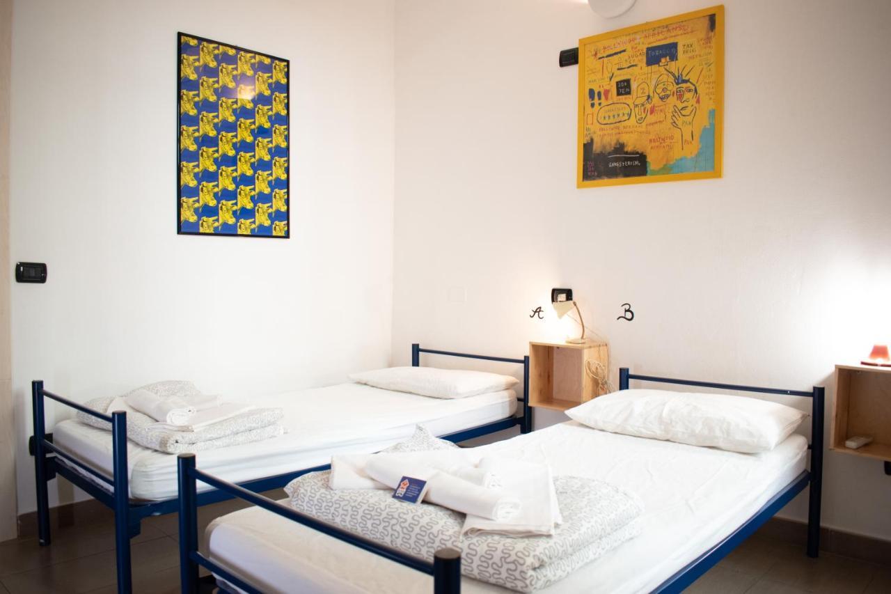 Abbey Hostel Genua Zewnętrze zdjęcie