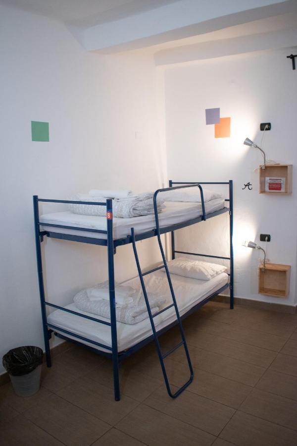 Abbey Hostel Genua Zewnętrze zdjęcie